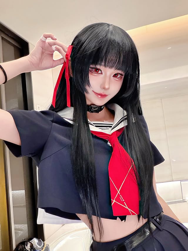 Hoa mắt với tạo hình 