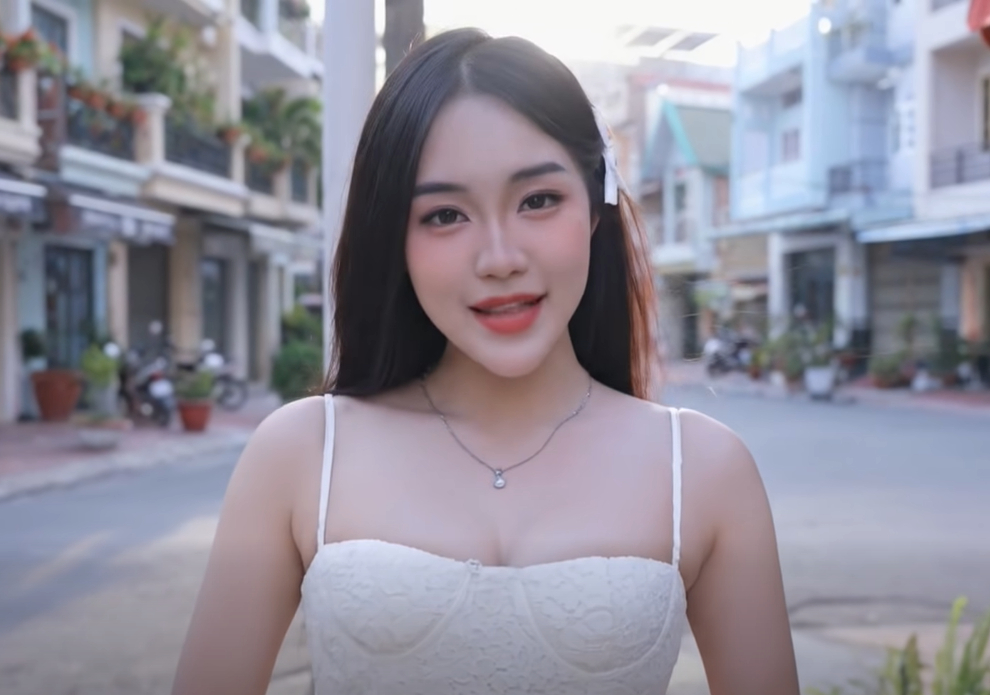 Dùng AI quảng cáo 