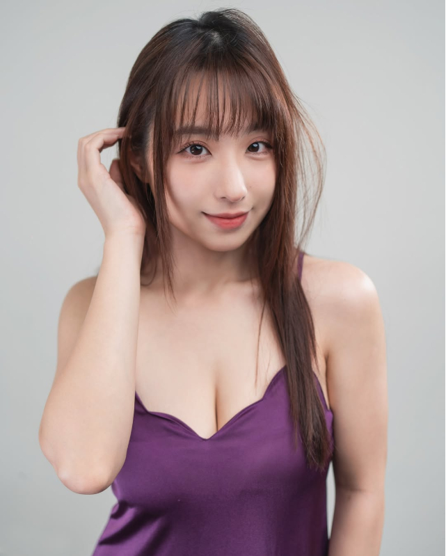 Khoe clip chạy bộ hút hơn 800.000 lượt xem, nữ YouTuber bất ngờ bị chỉ trích dùng vòng một câu view