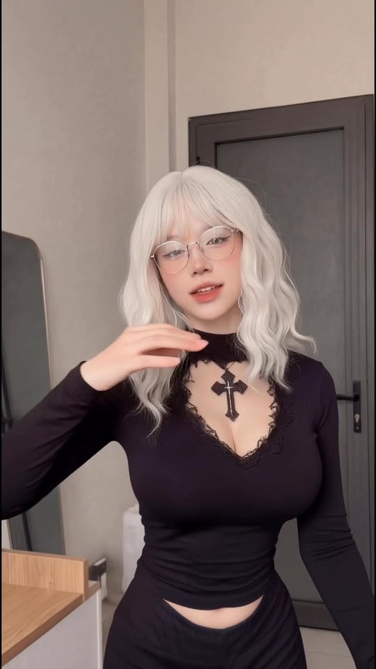 Hot girl AI viral khắp cõi mạng, cứ 