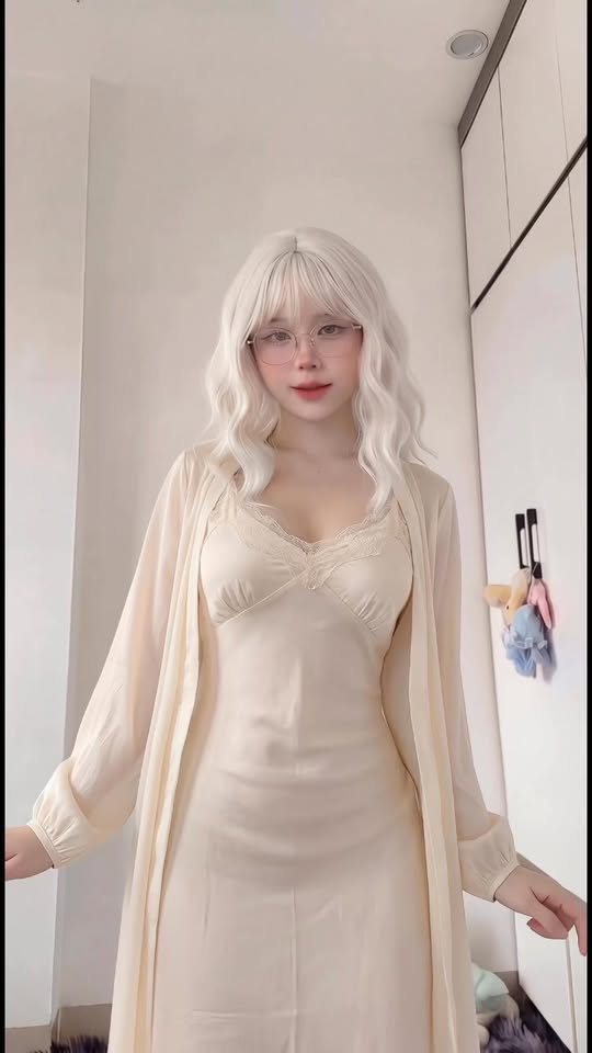 Hot girl AI viral khắp cõi mạng, cứ 