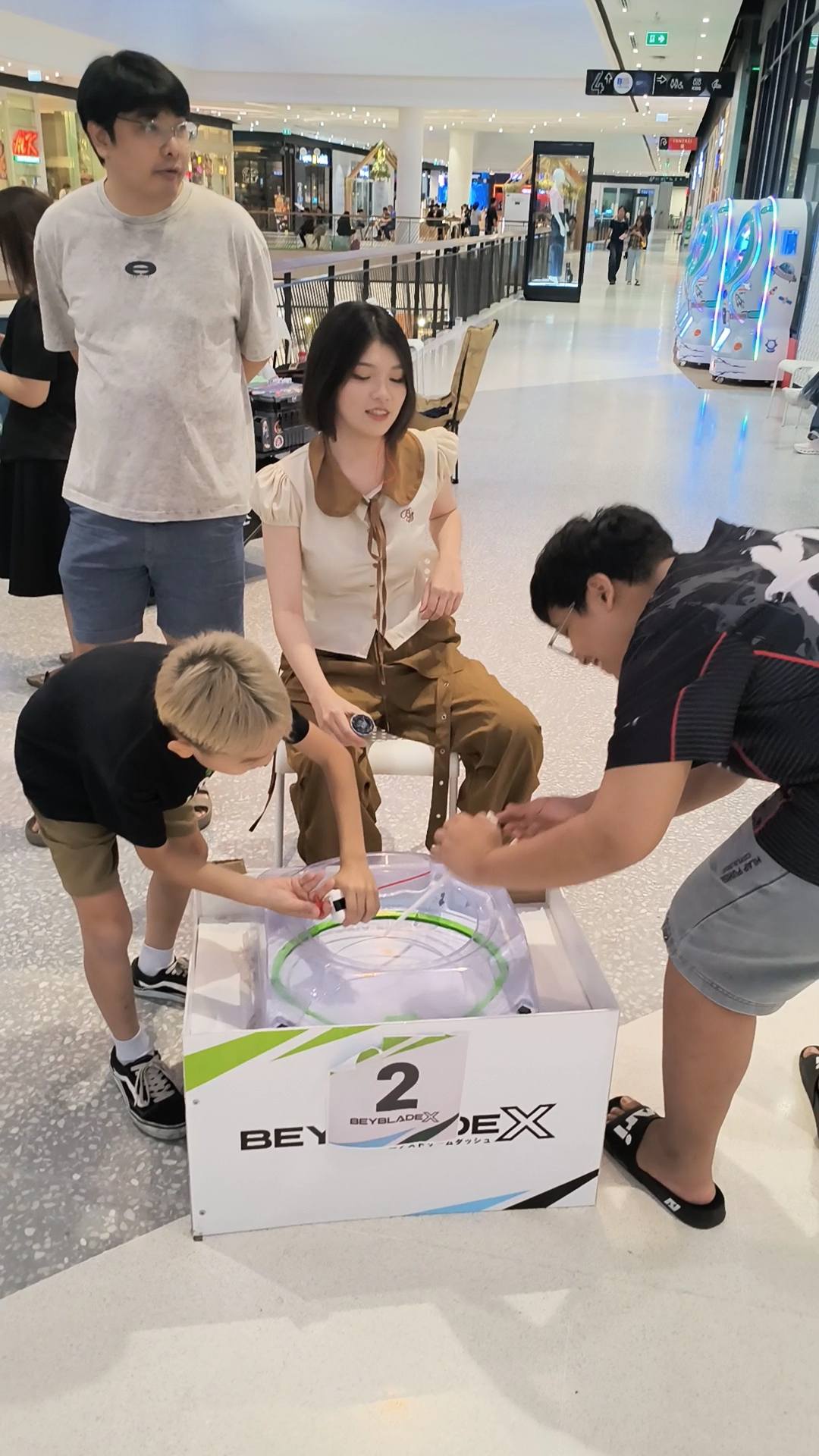 Vừa cosplay, vừa chơi 