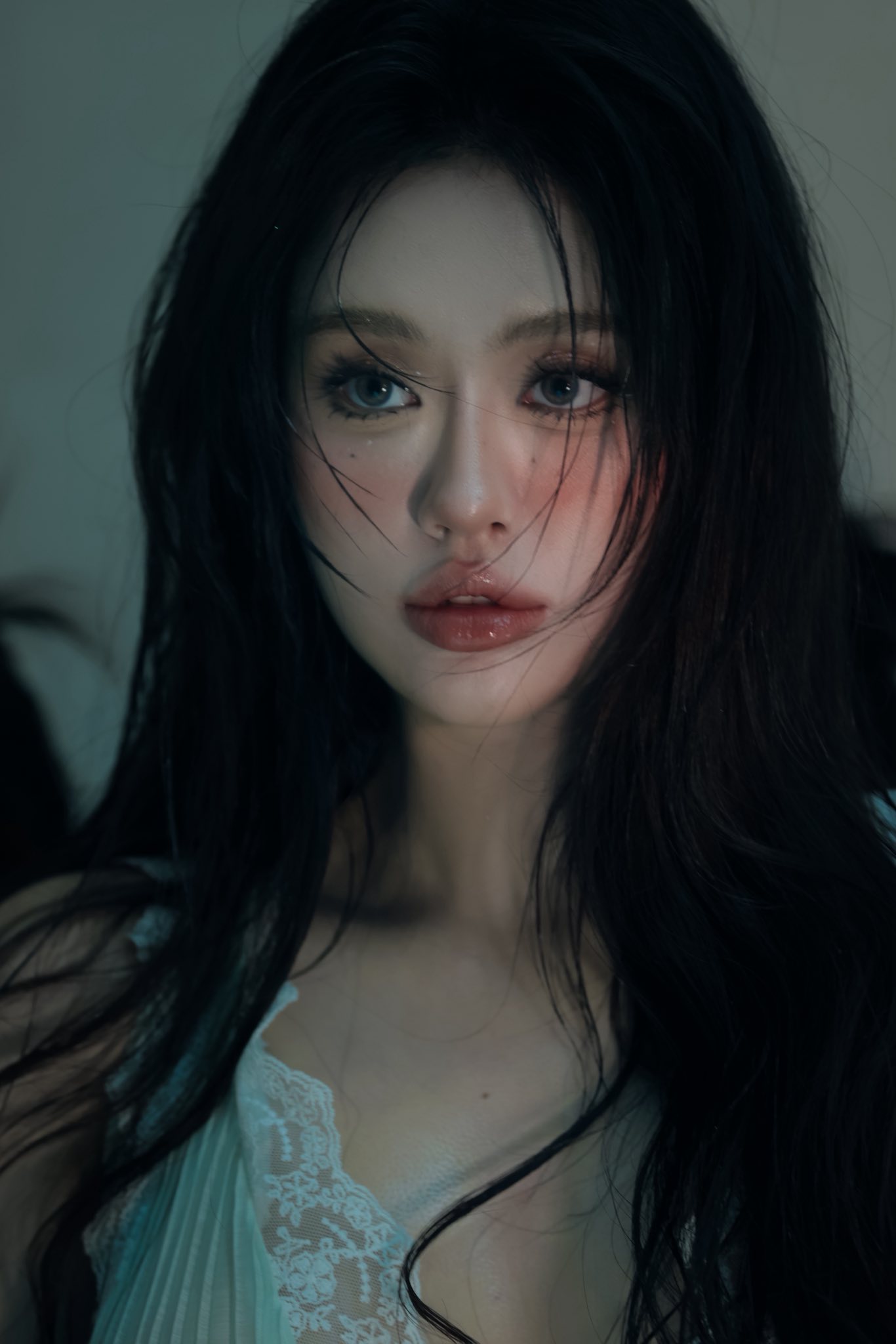 Chụp studio đầy ấn tượng, hot girl