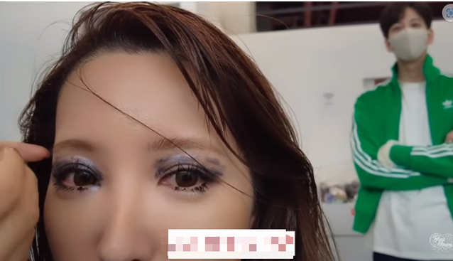 Yua Mikami trang điểm theo phong cách gây ngỡ ngàng, fan bàng hoàng không nhận ra 