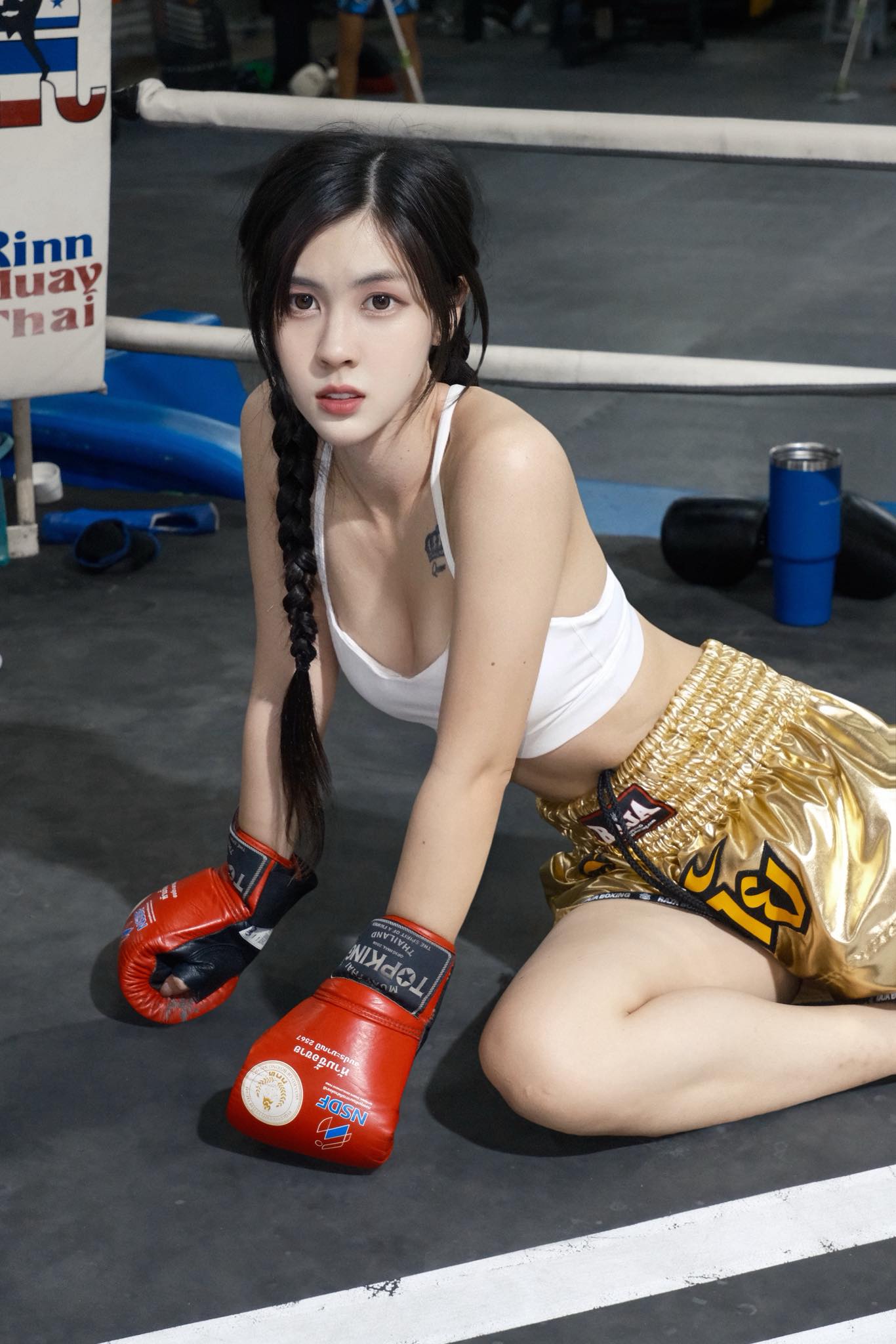 Tập nói tiếng Việt cực dễ thương, hot girl Thái Lan khiến người xem