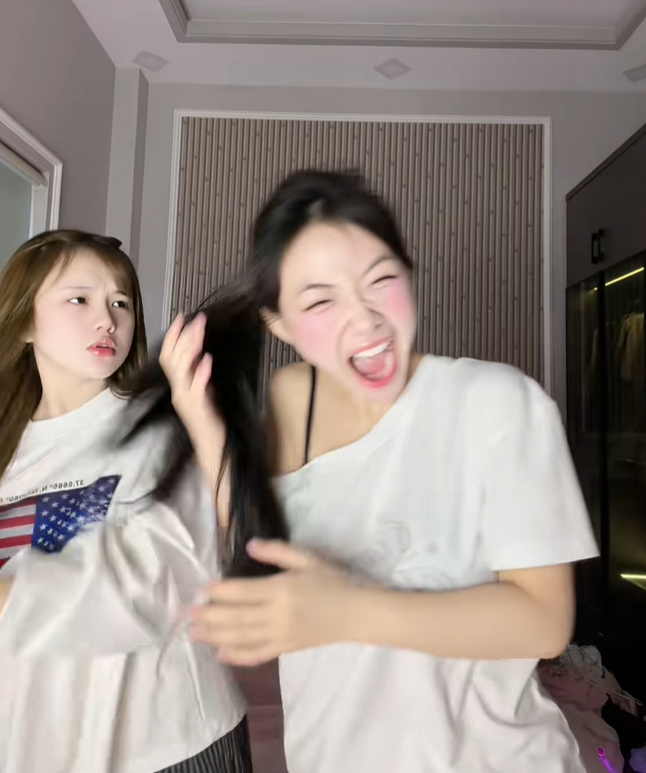 Video Trần Hà Linh bị 