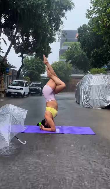 Tập Yoga dưới mưa, đoạn video ngắn của hot girl bất ngờ lan truyền gây tranh cãi 