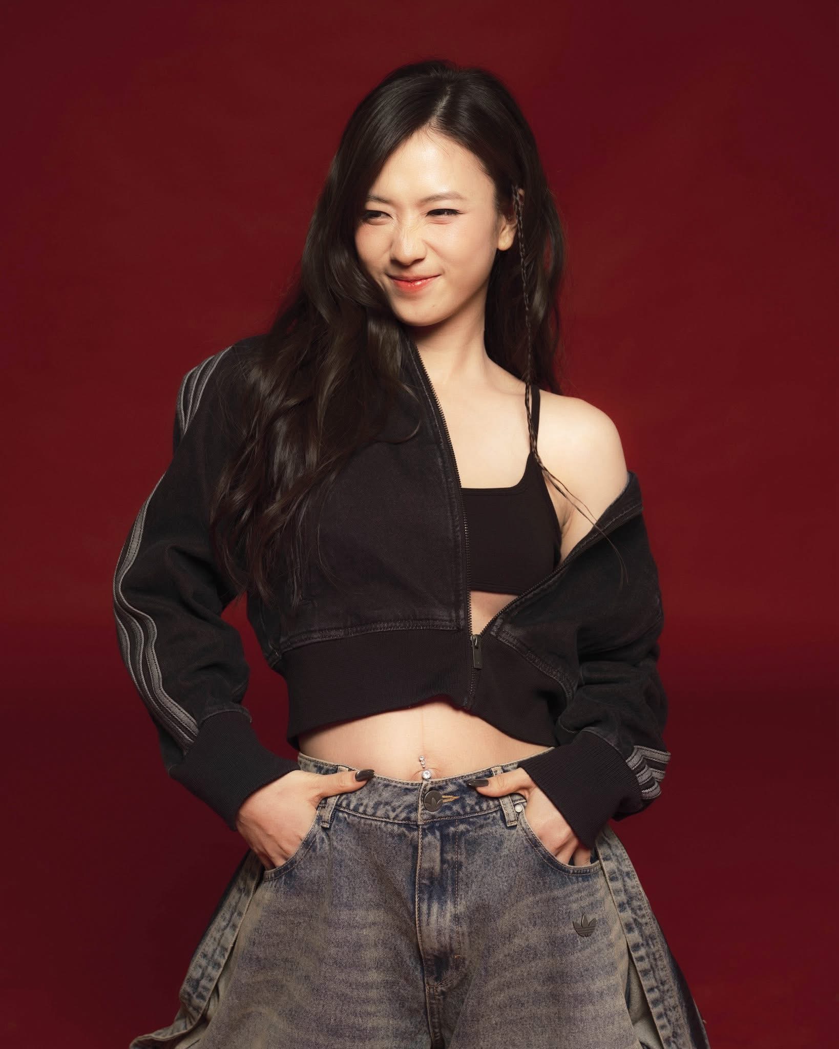 Nhan sắc bất chấp thời gian của hot girl Trâm Anh