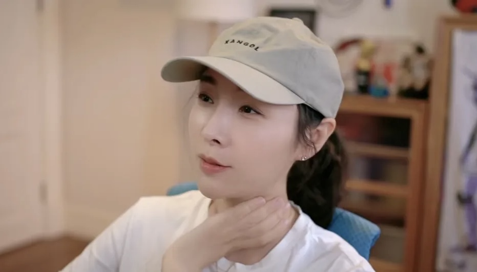 Streamer bị nền tảng quét gậy vì