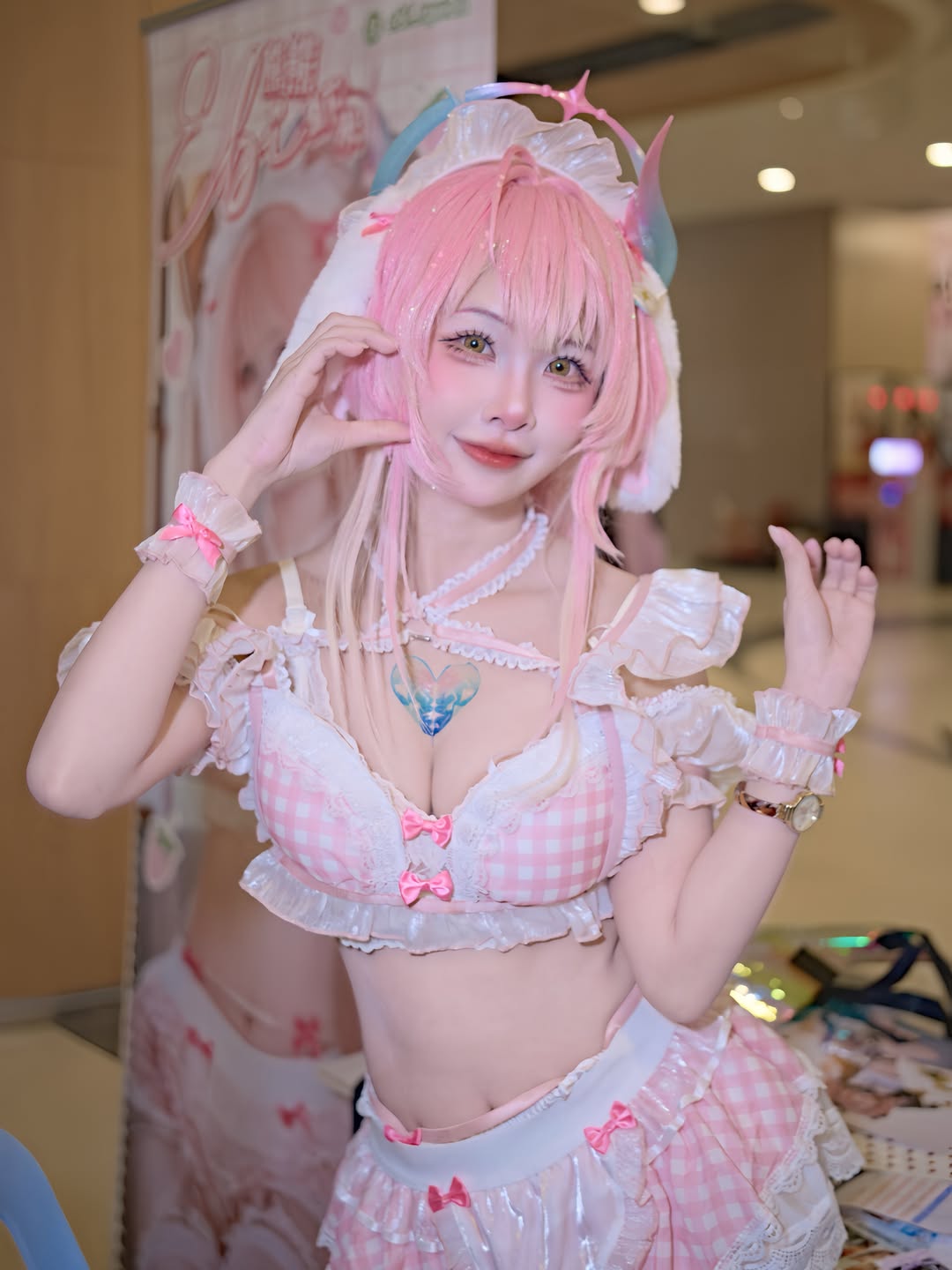 Fan Wuthering Waves trầm trồ bàn tán trước màn hóa thân của nữ coser này