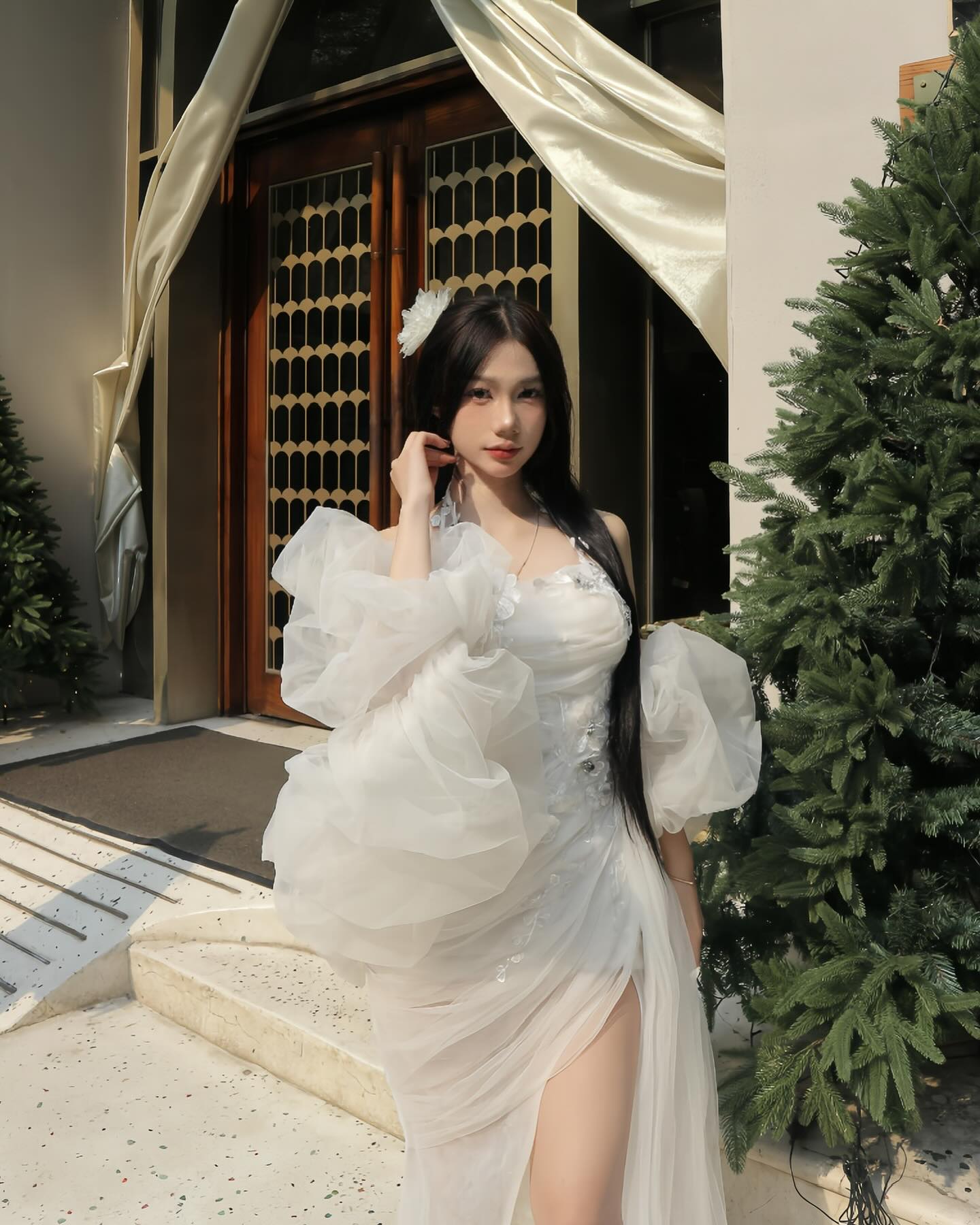Tuổi 19 rực rỡ của cô nàng hot TikToker