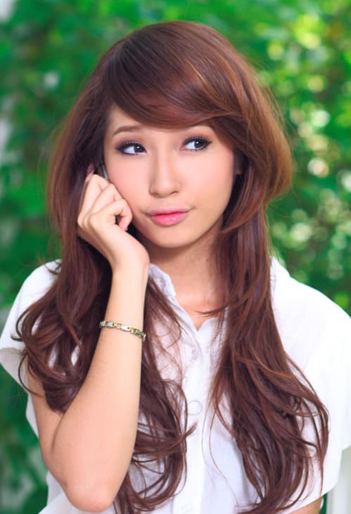 Khổng Tú Quỳnh càng ngày càng trẻ đẹp,