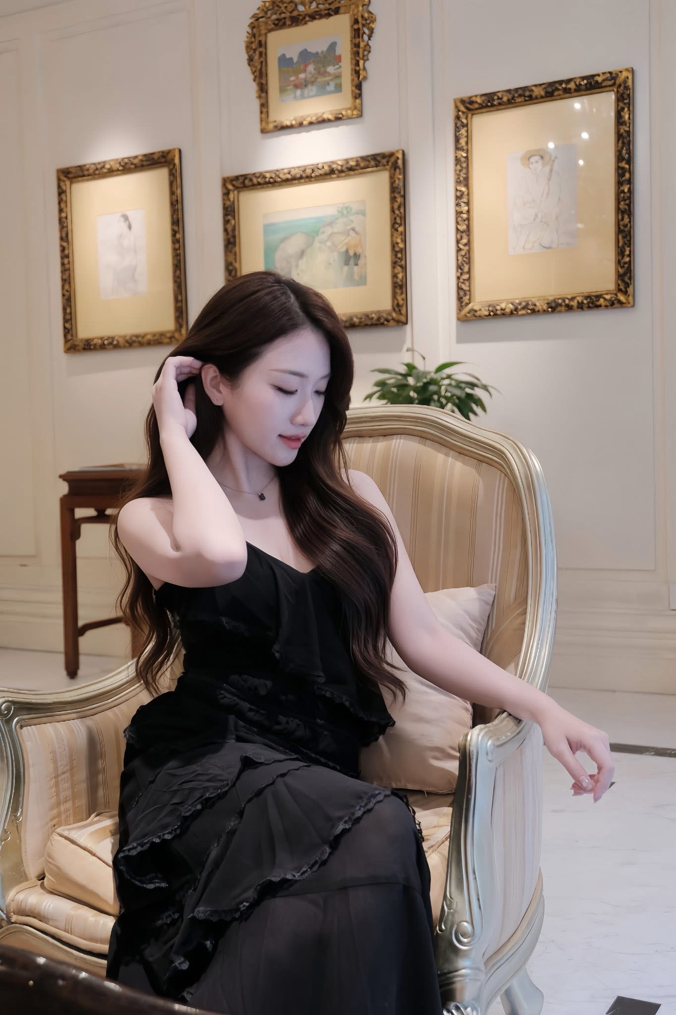 Linh Nắng bất ngờ nhận sai, đằng sau màn xin lỗi là nhan sắc đốn tim CĐM