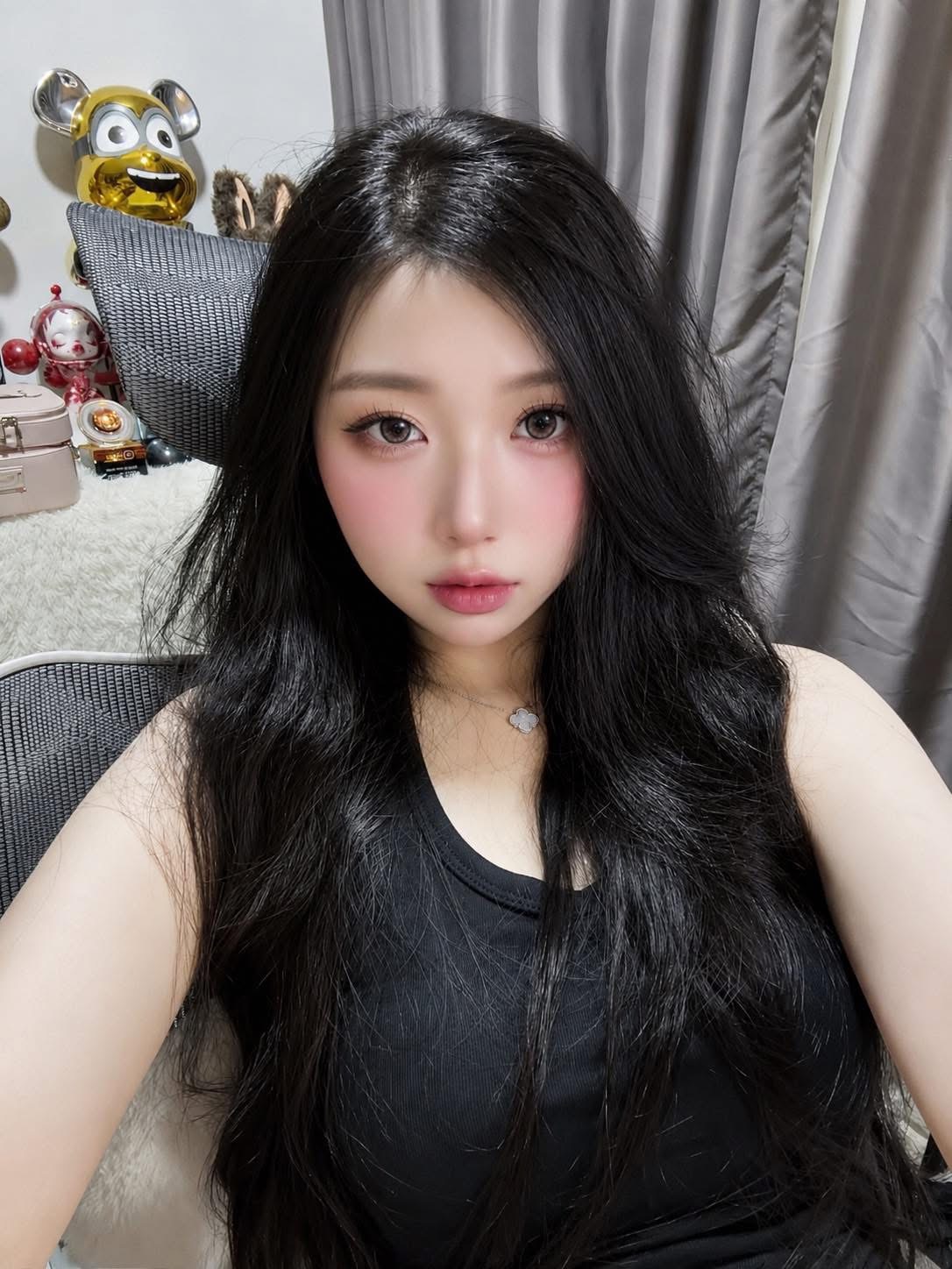 Streamer Chubby thẳng tay xử lý những bình luận kém duyên
