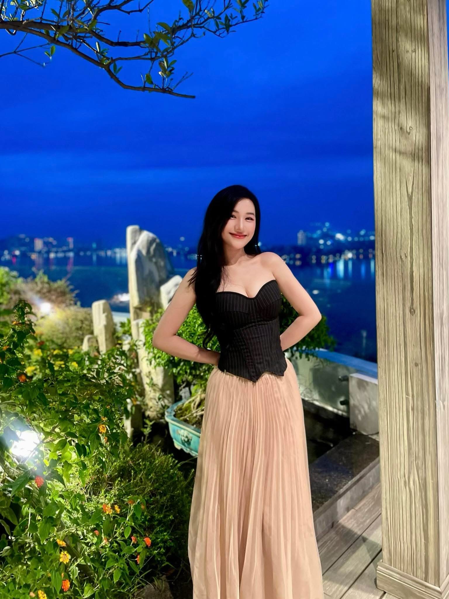 Ngỡ ngàng nhan sắc 