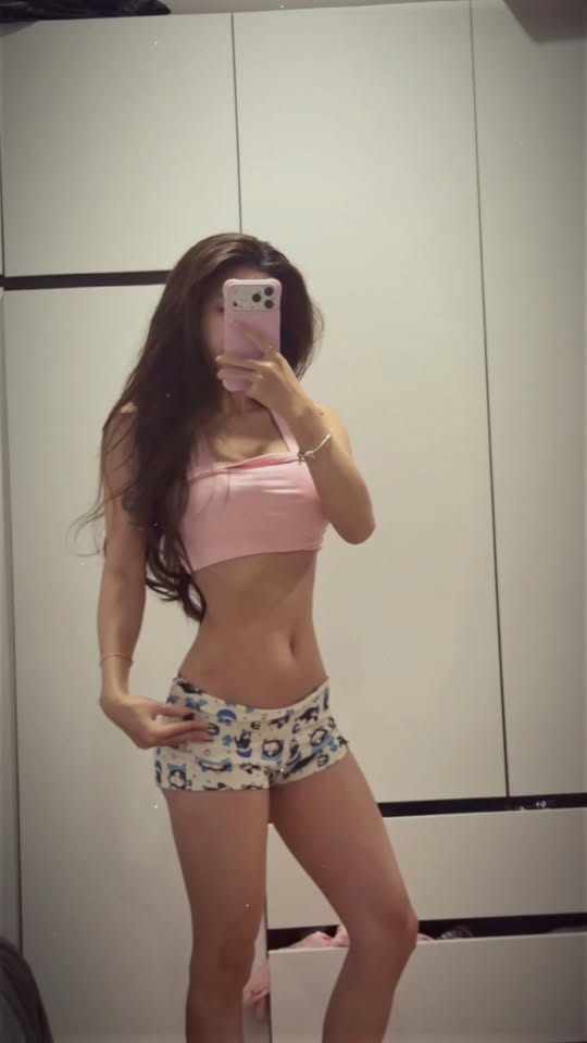 Quỳnh Ami 