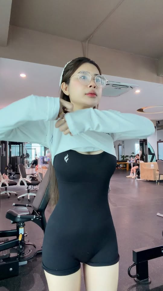 Quỳnh Ami 