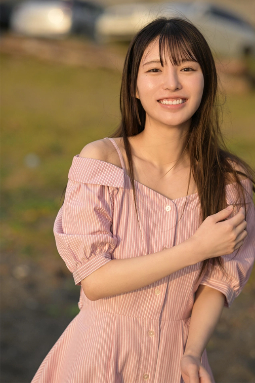 Thêm một hot girl tân binh vừa debut đã gây ấn tượng mạnh, tiết lộ luôn 