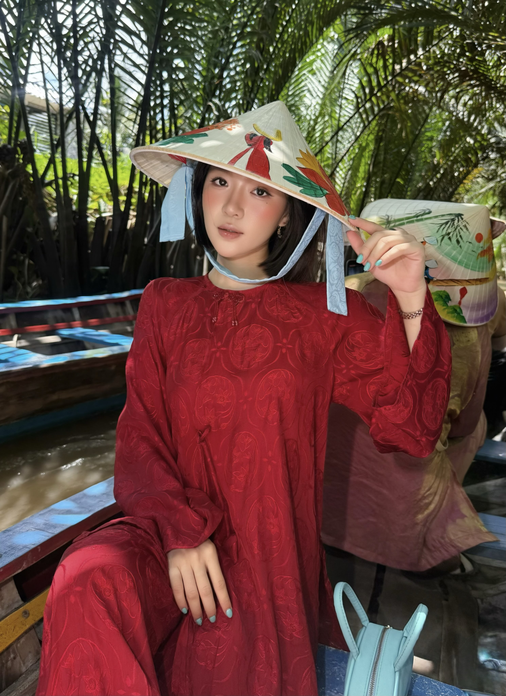 Du lịch miền Tây, cô nàng hot girl bất ngờ viral, được CĐM khen ngợi hết lời