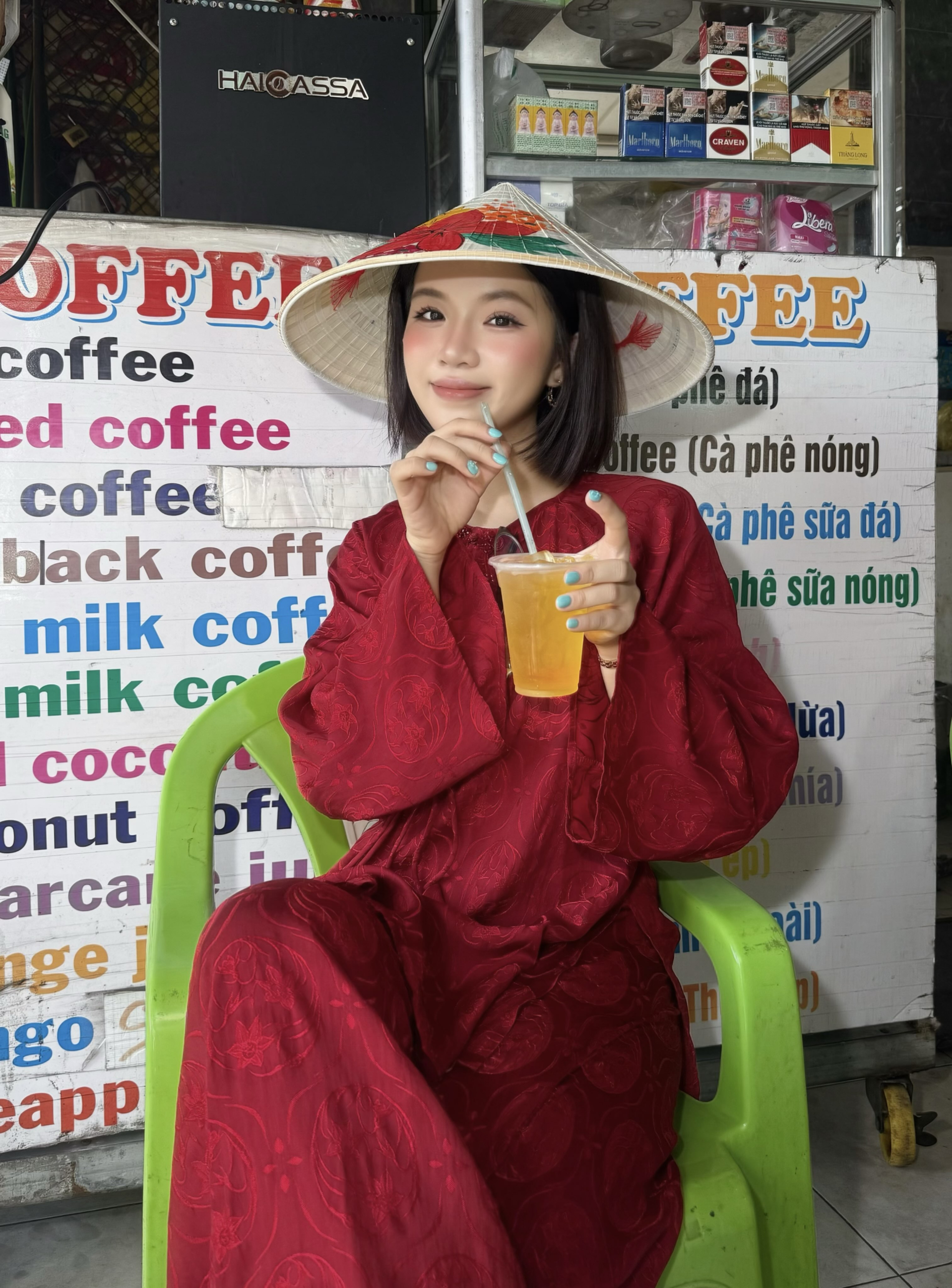 Du lịch miền Tây, cô nàng hot girl bất ngờ viral, được CĐM khen ngợi hết lời
