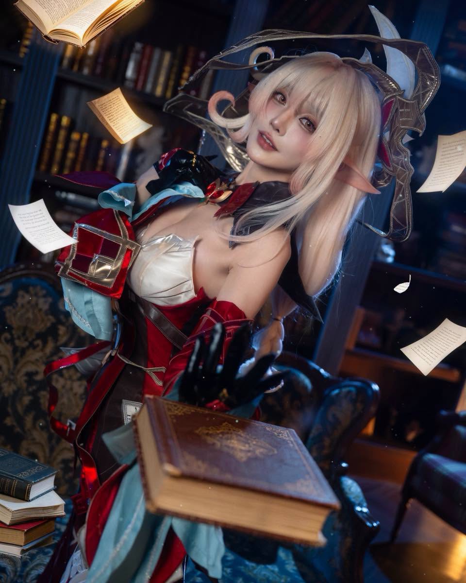 Fan của Girls' Frontline 2 chắc chắn sẽ thích thú trước màn cosplay ấn tượng của cô nàng này