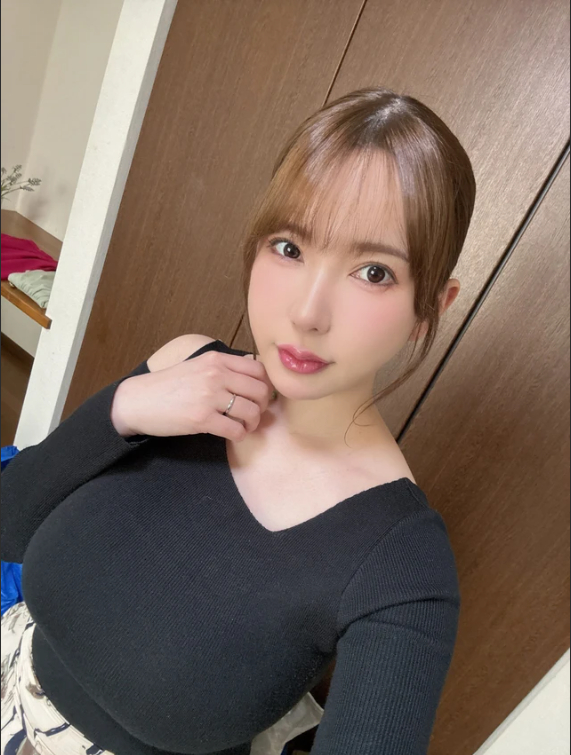 Yui Hatano đánh dấu cột mốc 18 năm hoạt động, khẳng định muốn dìu dắt thế hệ hot girl mới