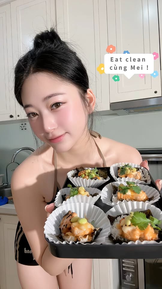 Lại xuất hiện một hot girl đứng bếp, nhan sắc khiến CĐM không khỏi xuýt xoa