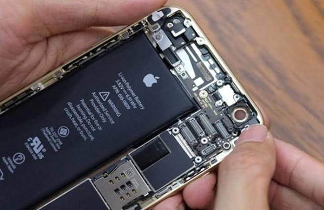 Cô gái đi sửa điện thoại đăng đàn cảnh báo sốc