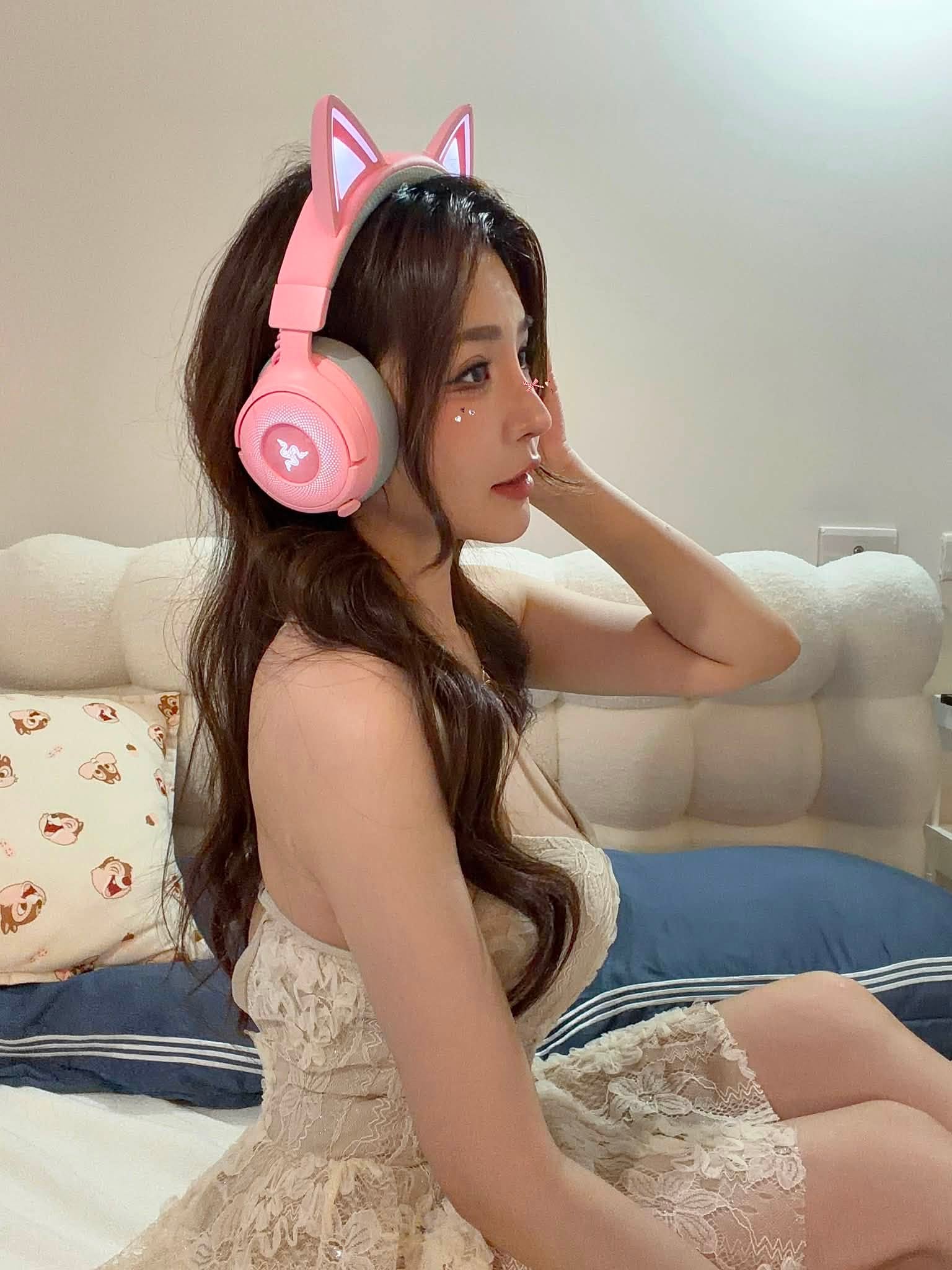 Quảng cáo tai nghe nhưng
