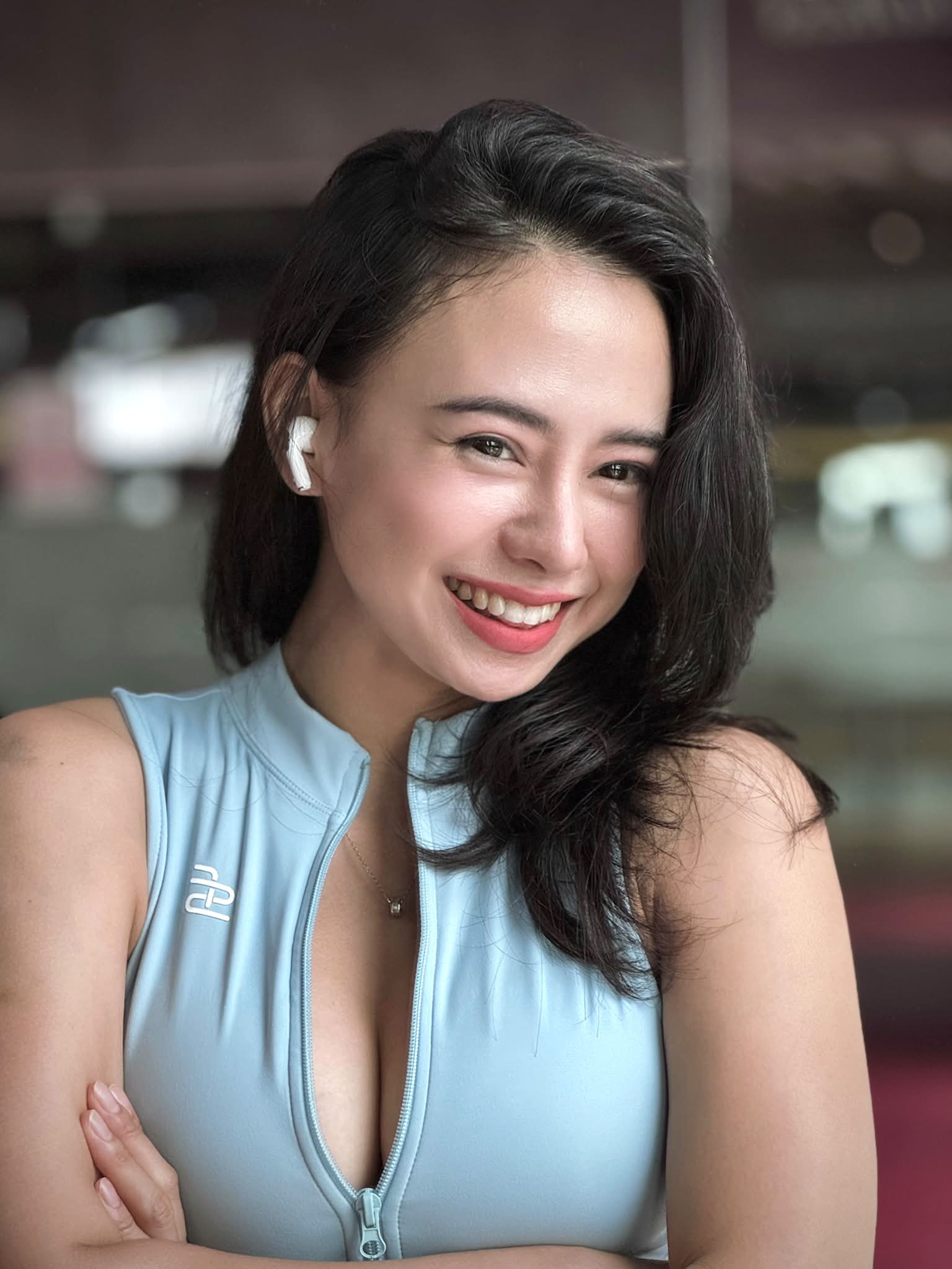 Hot girl phòng gym sở hữu đường cong quyến rũ, dân tình ùn ùn xin làm học viên 