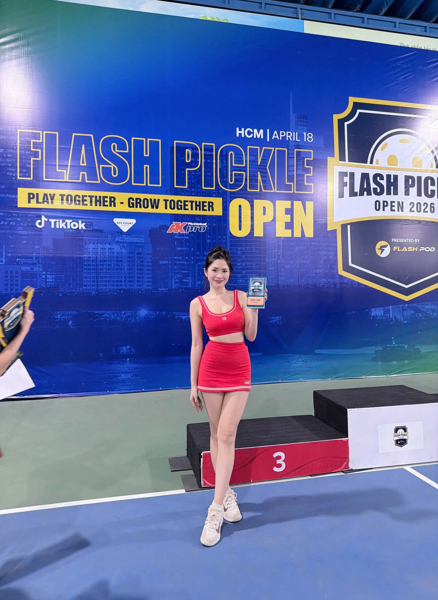 Xả loạt ảnh chơi Pickleball, hot girl khiến CĐM không khỏi thích thú