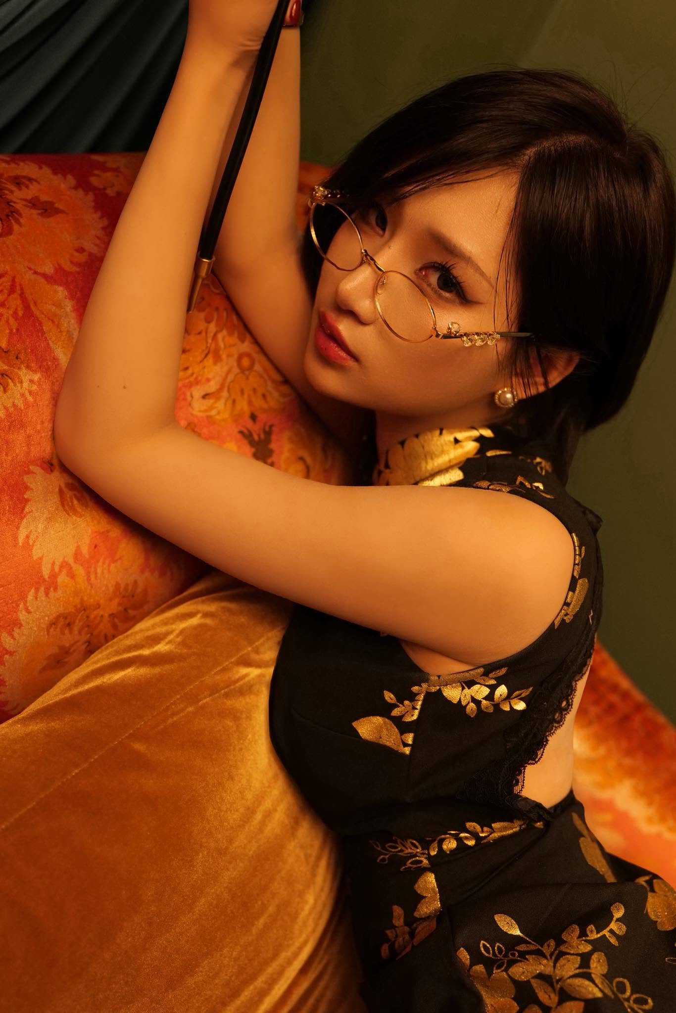 Diện áo dài trong bộ ảnh mới, nữ coser ngoại quốc