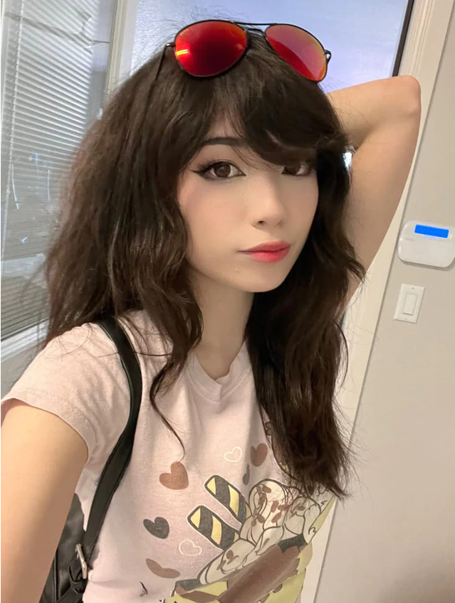Nữ streamer xinh đẹp khiến người xem ngỡ ngàng khi quá hiểu 