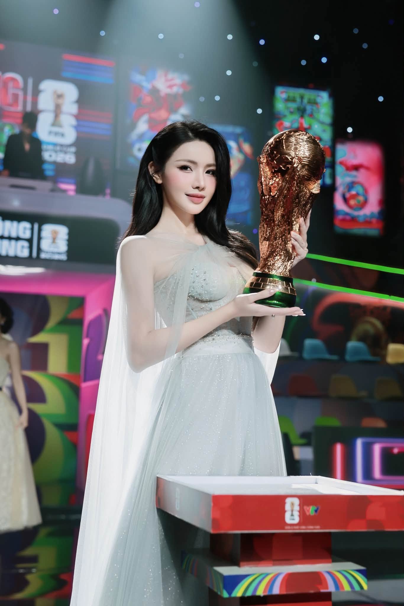 Hậu World Cup, nữ BTV