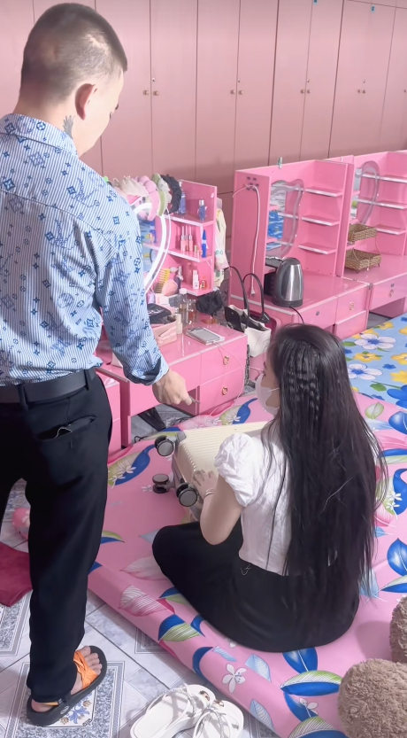 Xuất hiện kênh TikTok khai thác loạt content khó tin, mập mờ hướng truyền tải, liệu có trá hình tiếp thị nội dung thiếu lành mạnh?