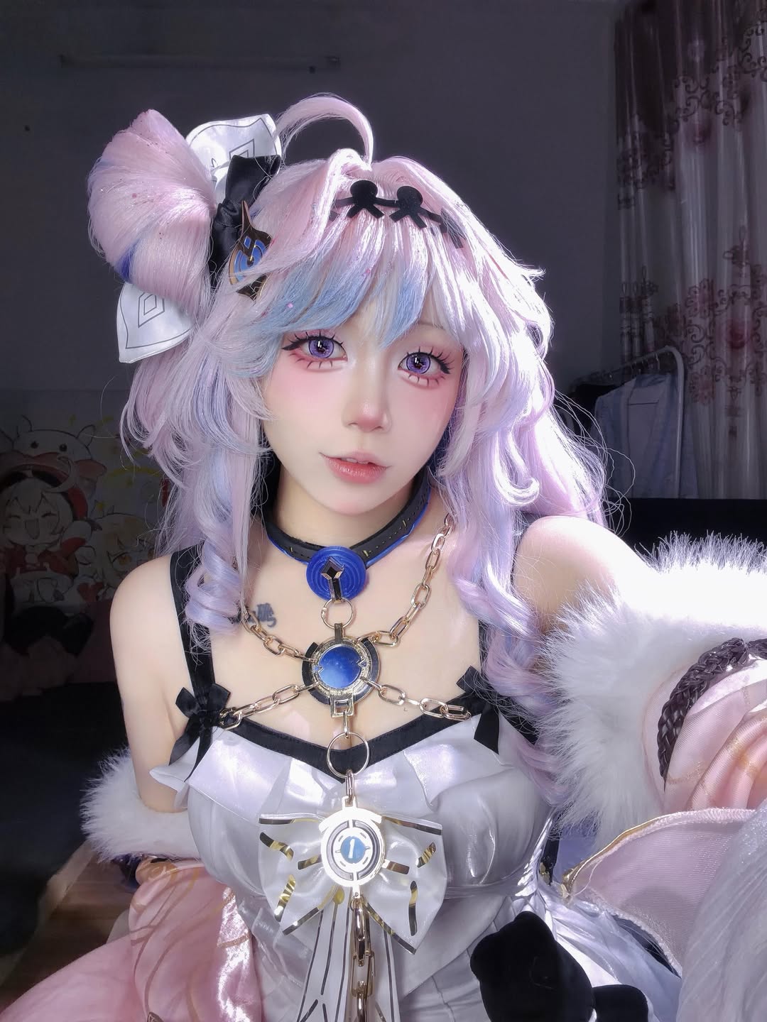 Bộ ảnh cosplay làm 