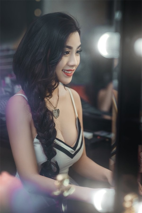 Cuộc sống hiện tại của hot girl đời đầu Linh Miu: Nhan sắc sắc sảo, duy nhất một điều