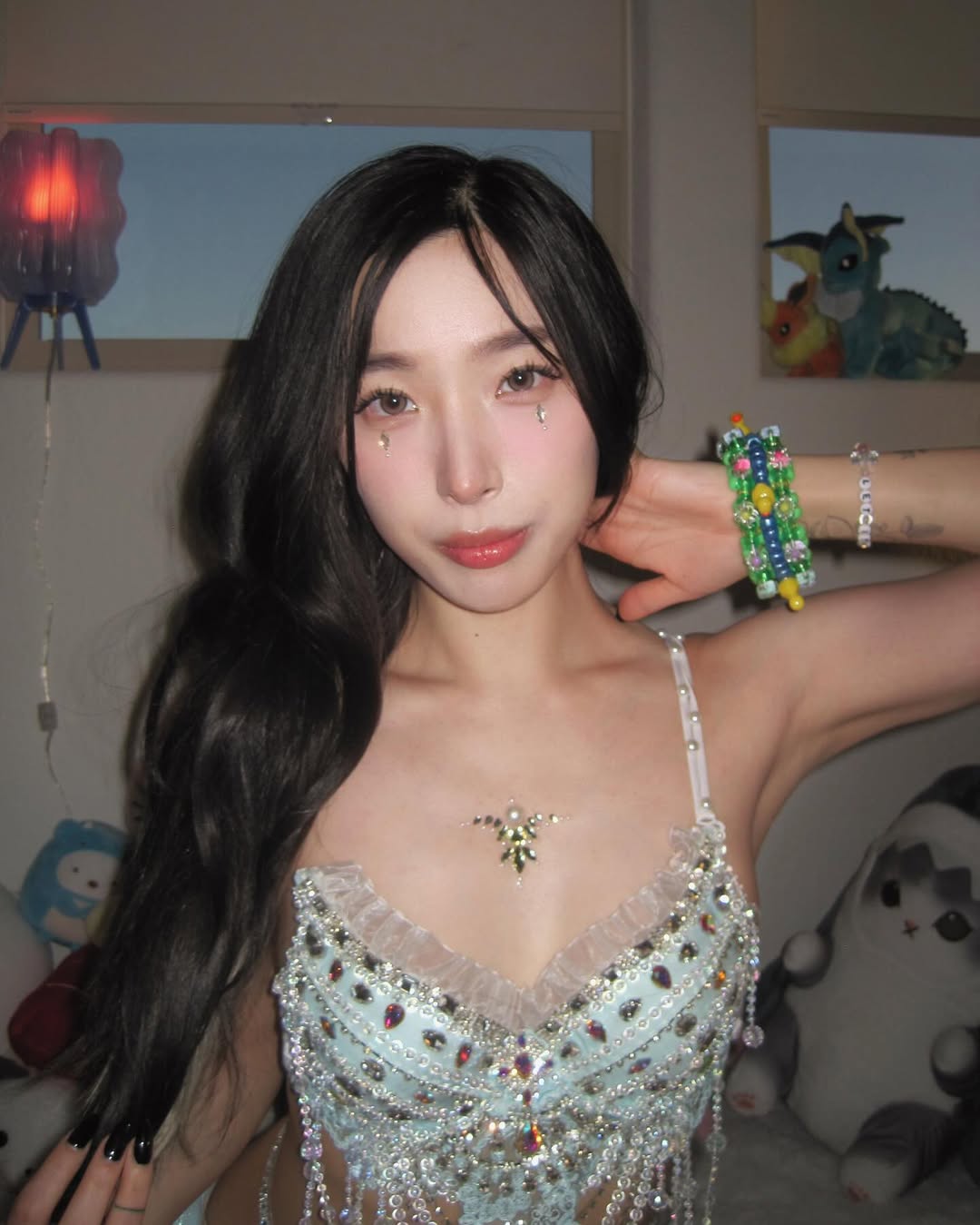 Quá mê phim người Nhện, hot girl đình đám trổ tài cosplay khiến fan thích thú