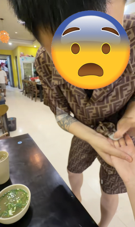 Cặp đôi quay TikTok