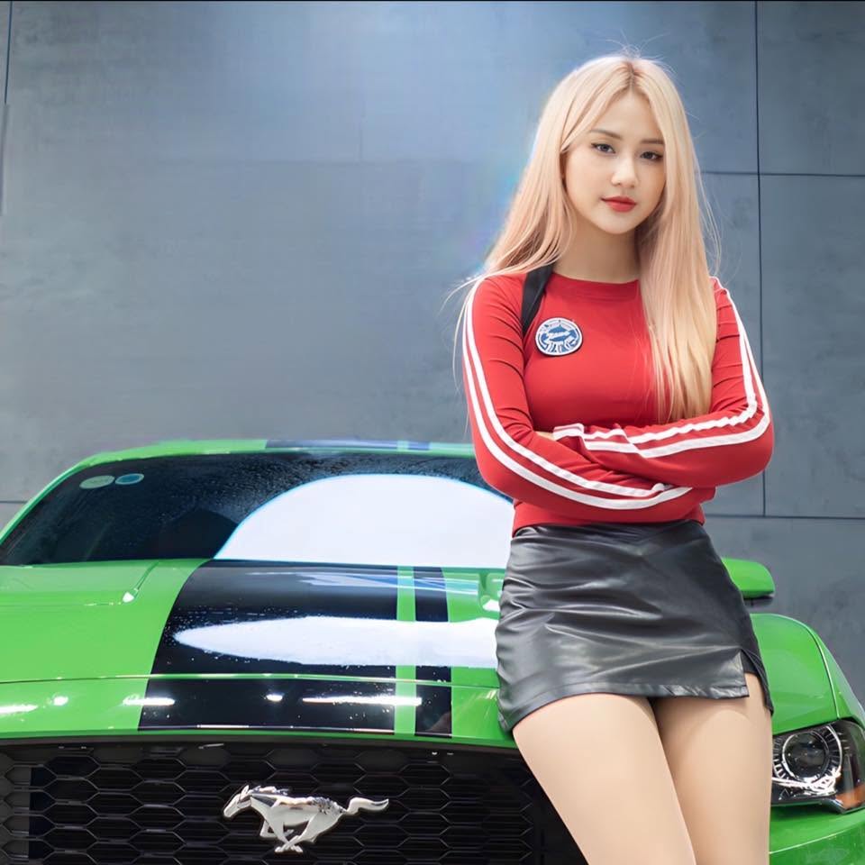 Thêm một hot girl gia nhập hệ 