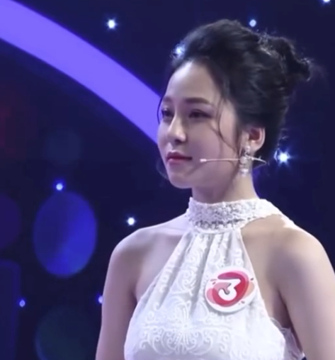 Dân tình nhung nhớ nhan sắc Trâm Anh,