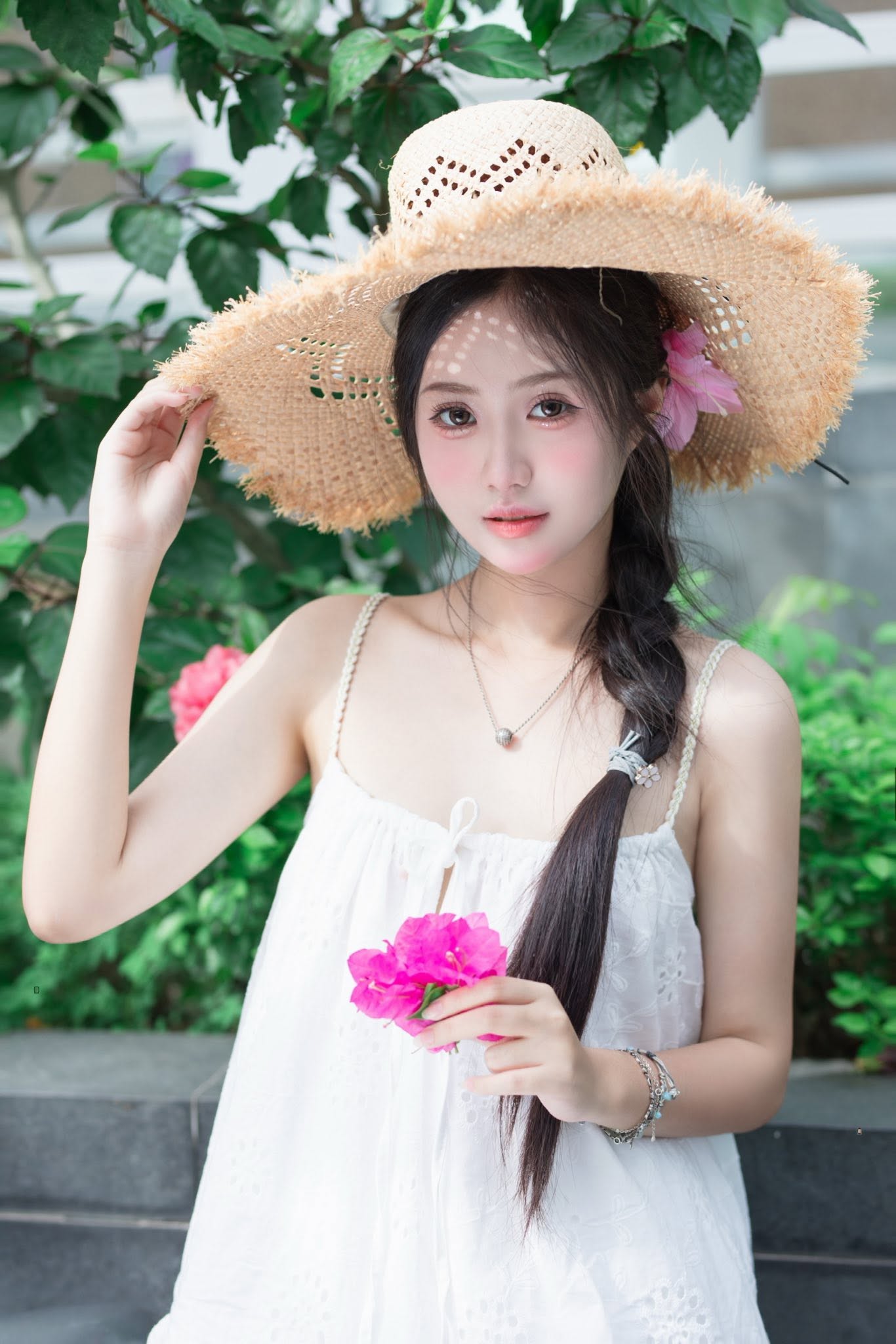 Vừa cosplay vừa học giỏi, hot girl khoe kết quả trúng tuyển khiến CĐM thán phục