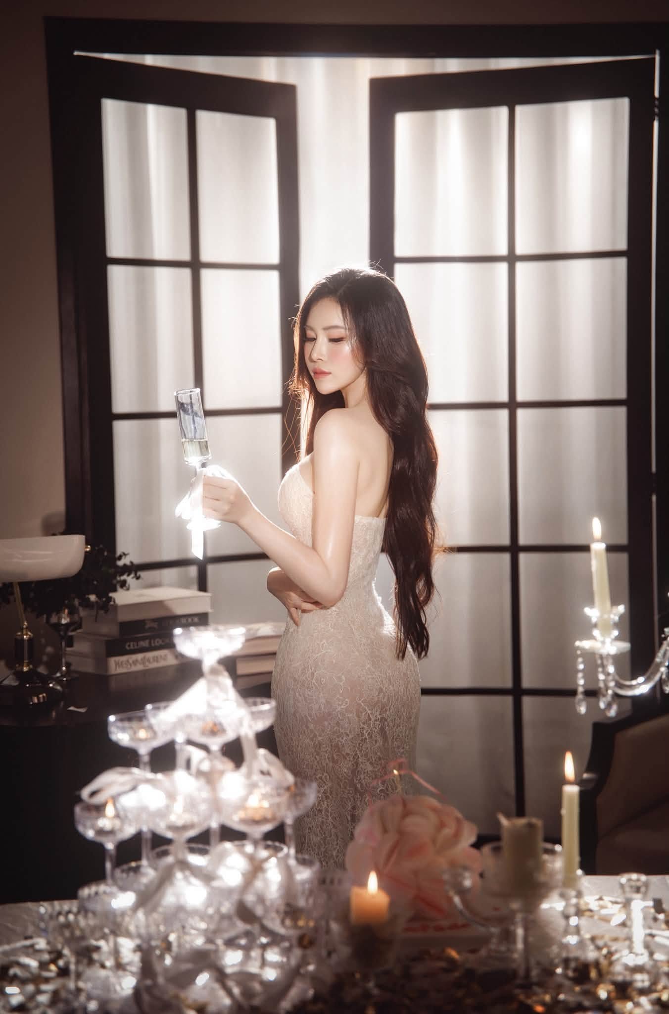 Đón sinh nhật 18 tuổi mà rực rỡ thế này, bảo sao người xem không cảm thấy mê mệt