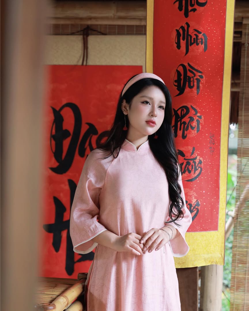 Cô giáo Thanh Nga bất ngờ