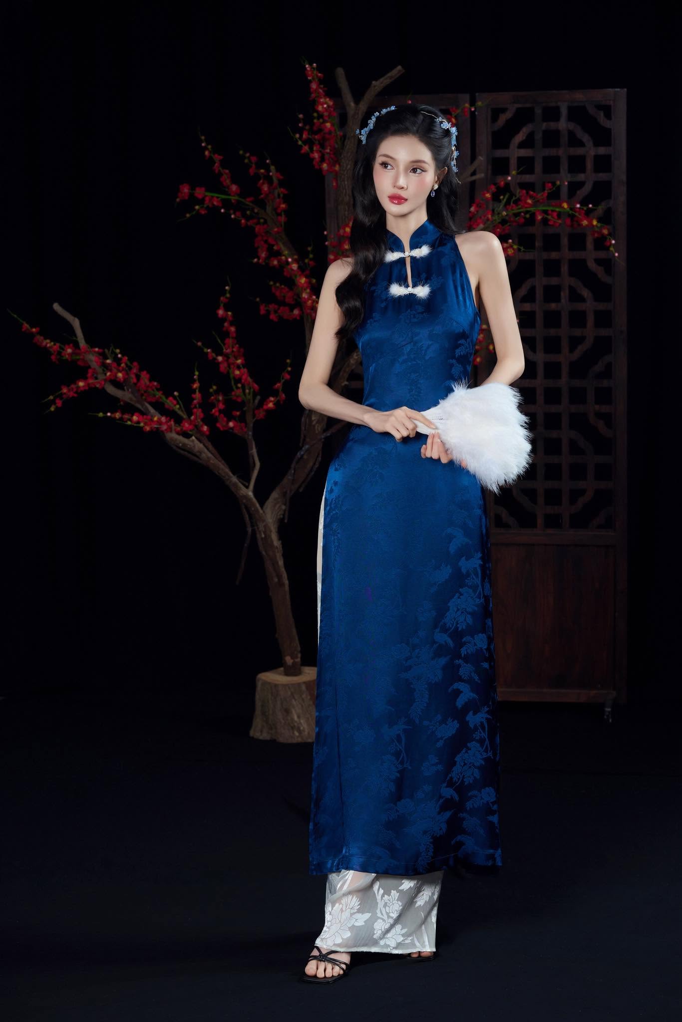Á quân The New Mentor khẳng định vị thế, khoe khéo vòng eo trứ danh khiến CĐM phát sốt trong bộ ảnh mới