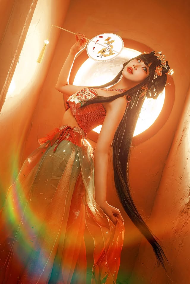 Nữ game thủ sở hữu hơn 800.000 người theo dõi, có 15 năm kinh nghiệm cosplay khiến ai cũng phải ngưỡng mộ