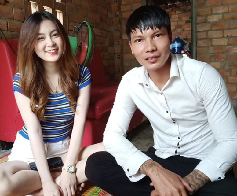 Cô giáo hot girl từng xuất hiện bên Lộc Fuho ngày càng nóng bỏng