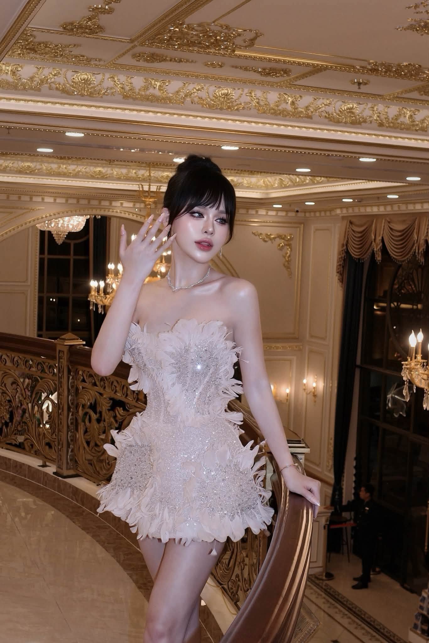 Không nhận ra nhan sắc của Trần Đức Bo: Từ hiện tượng mạng thị phi, cho tới