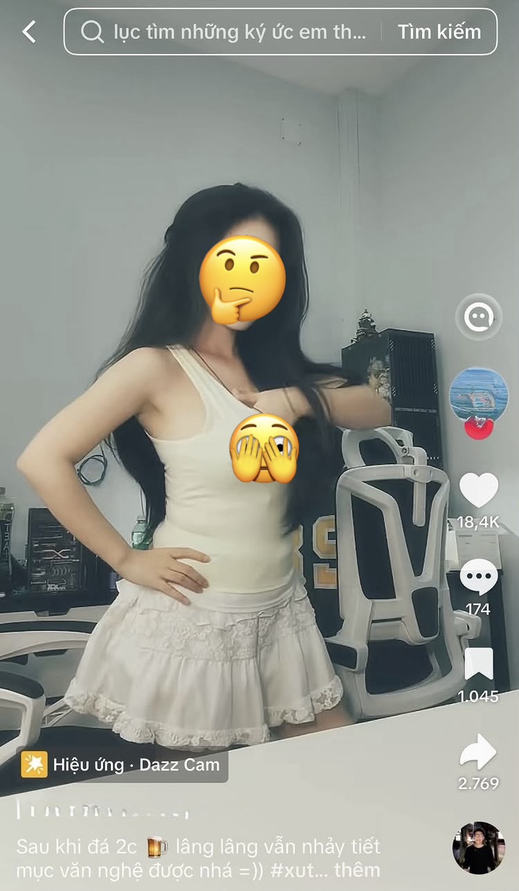 Cận cảnh video khiến người lướt TikTok ngượng