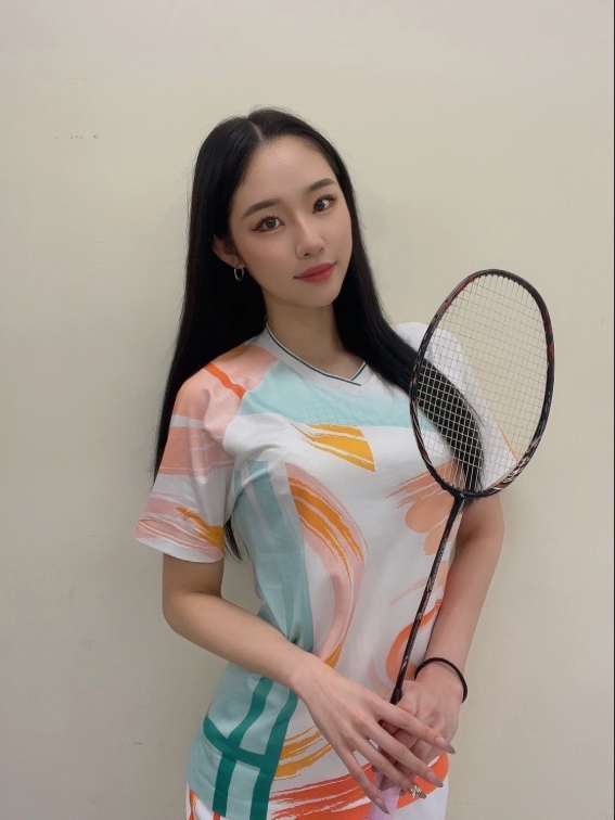 Hot girl Nhật Bản gây sốt vì vóc dáng quá hoàn hảo, phải tự chứng minh mình không phải là AI